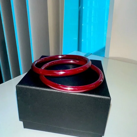 Glass Bangles - Picture 1 of 1